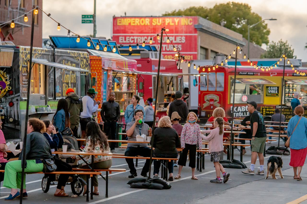 Off the Grid OMCA Oakland food truck market 2026