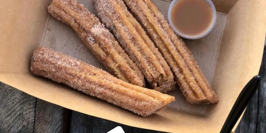 Churros with dulce de leche dipping sauce